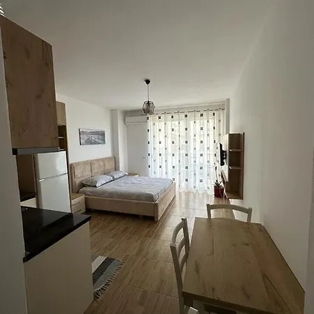 Sea View Mario's Apartament *